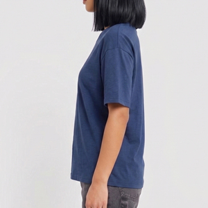 T-shirt oversize pour femme à col en V, couleur unie, épaules tombantes, séchage rapide, en jersey - Product Image 6