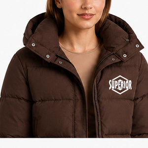 Chaqueta Parka de Invierno Personalizada para Mujer con Aislamiento de Alta Calidad, Características a Prueba de Viento y Servicios de Fabricación OEM - Product Image 3