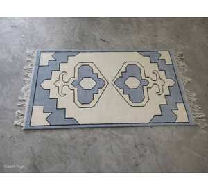 Tapis à franges géométriques Blue Horizon, motif tribal ciel désertique, tapis moderne bleu et ivoire style sud-ouest, motif héritage - Product Image 1