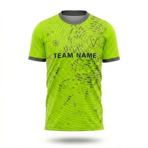 ชุดยูนิฟอร์มฟุตบอลสั่งทำสีเขียว เสื้อและกางเกงขาสั้นแบบซับลิเมชั่น ระบายอากาศได้ดี ซับเหงื่อ 100% โพลีเอสเตอร์ตาข่าย พร้อมปักชื่อทีมและโลโก้ - Product Image 4