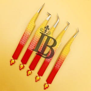 Pince à épiler professionnelle haut de gamme pour cils, en acier inoxydable, de précision, durable, avec logo personnalisé, pour cils en vison plats - Product Image 3