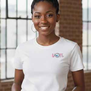 Broche de solapa Jack and Jill Pink VOTE con borde de perlas, accesorio llamativo para el día de las elecciones - Product Image 5