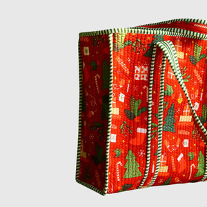 Bolsa de Mano con Diseño Navideño, Roja, de Tela No Tejida, Abierta, Diseño Moderno para Compras en Invierno - Product Image 4