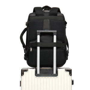 Mochila Antirrobo Moderna y Duradera Unisex para Portátil con Puerto USB, Impermeable, con Candado de Combinación y Logotipo Personalizado para Negocios y Escuela - Product Image 3