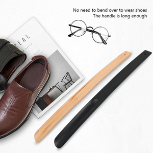 ช้อนตักรองเท้าด้ามยาวด้ามยาวทำจากไม้ช่วยใส่รองเท้า - Product Image 5