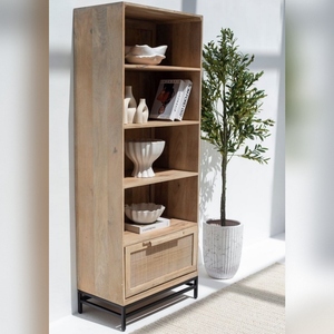 Étagères bibliothèque Vandana Altis Grand en rotin et bois de manguier avec base noire – Design de rangement moderne - Product Image 5