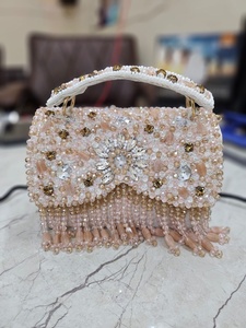 Meilleures offres de sac à monnaie traditionnel Banjara Boho pour femmes Fabrication de sacs utilisables en Inde Prix de gros par LUXURY CRAFTS - Product Image 2