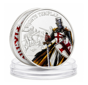Moneda Conmemorativa Personalizada de los Caballeros Templarios, Cruz Templaria Roja, Chapada en Oro, Estilo Religioso Tradicional, 2026 - Product Image 1