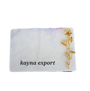 Plateau à bords dorés design corail Plateau de service élégant en marbre - Product Image 2