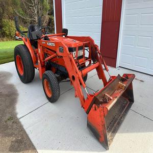 Tractores Agrícolas Kubota L3010 4x4 en Stock, en Venta a Bajo Precio, Mejor Precio, Entrega Rápida, Maquinaria Agrícola a Precio Económico - Product Image 2