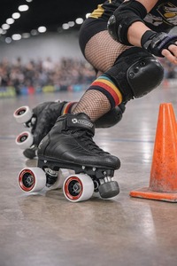 Paquete de Patines de Roller Derby Bont Prostar, Bota Vegana Termomoldeable con Placa Prodigy - Product Image 4