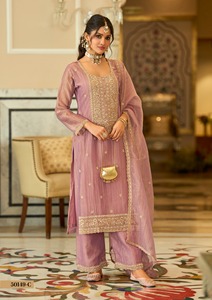Pantalon Kurti en soie lourde avec broderie avec Dupatta pour fête et festival de l'Inde Export - Product Image 3