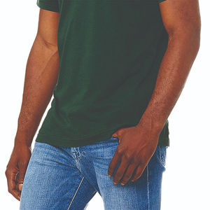 เสื้อยืดคอวีสีเขียวป่า รุ่น Forest Green Essential สำหรับทุกเพศ - ผ้าฝ้าย Airlume 100%, น้ำหนัก 4.2 ออนซ์, 32 เส้นด้ายเดี่ยว - Product Image 5