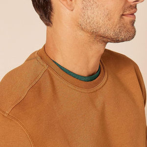 เสื้อสเวตเชิ้ตคุณภาพสูง ปรับแต่งได้ตามต้องการ แฟชั่นใหม่ OEM/ODM สำหรับฤดูหนาว ผลิตจากโพลีเอสเตอร์ผสมคอตตอน ลายเรียบ สามารถพิมพ์โลโก้หรือปักได้ - Product Image 3