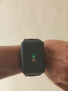 Reloj Inteligente de Emergencia SOS a Prueba de Agua con GPS, Llamadas Bidireccionales, Monitor de Salud, Disponible para la Venta - Product Image 5