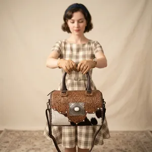 Genuine Leather Shoulder Bag Women <b>Handbag</b> Zipper Purse Portable Daily Travel Bag Luxurious Look - Product Image 4