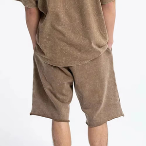 เสื้อยืดแขนสั้นผ้าฝ้ายแท้แบบเรียบง่ายสำหรับผู้ชายขายส่ง OEM และชุดเซ็ตเสื้อยืดแขนสั้นกางเกงขาสั้นสำหรับผู้ชาย - Product Image 3