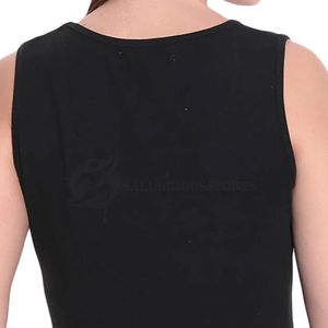 Camisetas sin mangas de poliéster/algodón para mujer al por mayor, con logo personalizado, tops de verano sin mangas, transpirables, de color liso con logo frontal. - Product Image 5