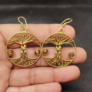 Boucles d'oreilles irrégulières en laiton œil de tigre, électroplaquées, luxe léger, haut de gamme - Product Image 1