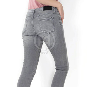 Pantalones vaqueros transpirables para mujer al por mayor con MOQ bajo, diseño personalizado, últimos modelos de pantalones vaqueros para mujer para venta en línea - Product Image 6