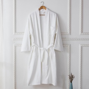 Albornoz de Algodón de Alta Calidad para Hombre y Mujer, Suave, Transpirable y Absorbente, para Hotel, Spa, Resort y Hogar - Product Image 1