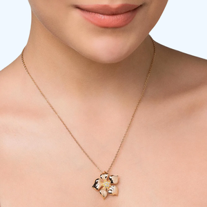 Collier pendentif fleur plaqué or 18 carats avec zircon cubique, chaîne en alliage romantique pour femme, bijou à porter au quotidien - Product Image 4