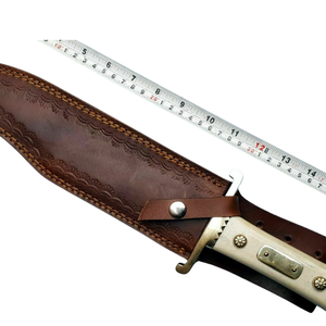 Couteau Bowie en acier Damas fait main avec manche en os de chameau blanc, lame à motifs argentés, étui en cuir marron pour la chasse en plein air - Product Image 3