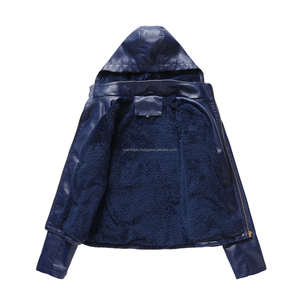 แจ็คเก็ตผู้หญิงหนังสีน้ำเงินเข้มมีฮู้ดเงางามพร้อมกระเป๋าซับในเชอร์ปาแสนสบายสำหรับฤดูหนาวและสไตล์ - Product Image 4