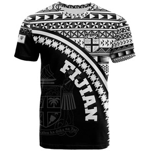 เสื้อยืดแขนสั้นผู้ชายลายพิมพ์แบบซับลิเมชั่น ปี 2026 ลายเรขาคณิตสีดำขาว คอทรงโอ ทรงปกติ สวมใส่สบาย ออกแบบลายพิมพ์ลำลอง - Product Image 1
