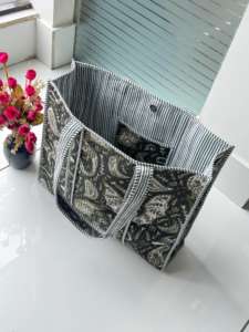 Bolsa de Mano Sostenible de Algodón Acolchado con Estampado Floral Boho, para Mujer, para la Playa, Viajes y Regalos, Regalos de Navidad, Bodas - Product Image 3