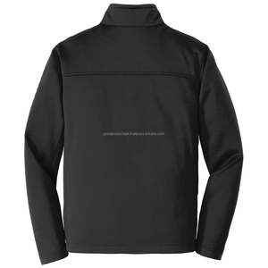 Vente en gros de vestes softshell unisexes élégantes et coupe-vent pour hommes et femmes design à capuche personnalisé pour l'hiver en plein air - Product Image 5