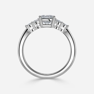 Anillo de Diamante Cultivado en Laboratorio de 2 Quilates con Piedras Laterales en Forma de Hoja Marquise, Oro de 14K, Joyería OEM - Product Image 2