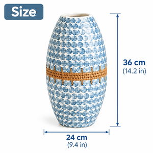 Jarrón de Cerámica Azul con Puntos y Banda de Ratán Tejido, Decoración Ecléctica para Mesa - Product Image 2