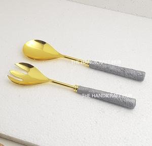 Ensemble de cuillères à salade en acier inoxydable avec manche en résine, produits très demandés, pour la maison, l'hôtel, la restauration, la vaisselle et la cuisine. - Product Image 4