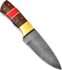 Cuchillo de Caza y Camping Multifuncional de Acero Damasco con Alto Contenido de Carbono, Hoja Recta, Espiga Completa y Mango de Madera Pakka - Product Image 4