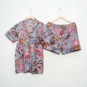 Hermoso y elegante conjunto de pijama corto de algodón hecho a mano en India, con estampado digital vintage, suave, para dormir, para mujer, primavera-verano - Product Image 4