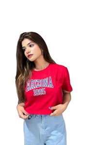 T-shirts courts personnalisés 2026 pour filles, avec strass, impression sérigraphiée, col et poignets contrastants, vente en gros - Product Image 5