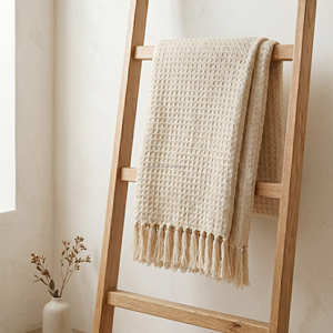 Manta de Algodón con Textura de Waffle en Marrón Natural de 50x60 Pulgadas, Adorno Rústico Decorativo para Sofá, Silla y Dormitorio - Product Image 4