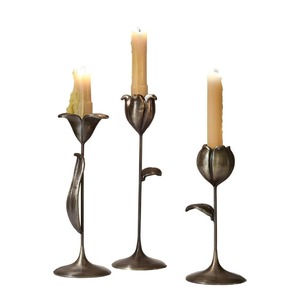 Juego de 3 Portavelas Metálicos con Forma de Flor para Decoración del Hogar y Bodas, Juego de Velas sin Llama - Product Image 1