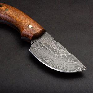 Couteau de chasse artisanal en acier Damas, lame fixe professionnelle, manche en bois, personnalisation OEM, prise en main confortable - Product Image 6