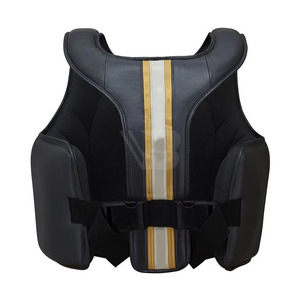 Protection de poitrine en cuir antidérapante pour le kick boxing, le karaté, l'entraînement MMA - Product Image 6