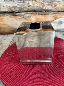 Porte-boîte à mouchoirs minimaliste en argent pour une utilisation quotidienne sur la table, le comptoir, au bureau, dans la salle de bain et dans le salon, fabriqué à la main en Inde - Product Image 6