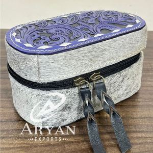 Wholesale Handmade Cowhide Leather Jewelry <b>Box</b> <b>Tooled</b> Floral Pattern Case Zipper Travel Organizer Western Style <b>Storage</b> Gift <b>Box</b> - Product Image 1