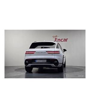 Genesis GV70 2.5T AWD Essence SUV 2024 avec 26 578 km, Volant à Gauche, Boîte Automatique, Sièges en Cuir, Caméra Arrière - Product Image 4