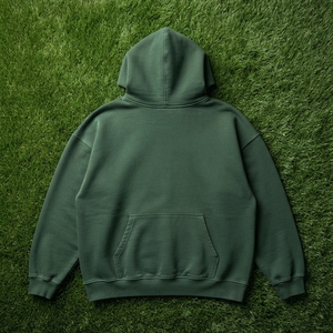 เสื้อฮู้ดผู้หญิงสีเขียวเข้ม ผ้าฟลีซ ทรงโอเวอร์ไซส์ สไตล์ลำลอง มีฮู้ด รับสกรีนโลโก้ สตรีทแวร์ - Product Image 5