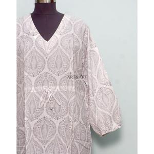 Robe longue trapèze confortable et légère pour femme, élégante, simple, à manches longues, en dentelle florale, unie, imprimée numériquement, tricotée - Product Image 2