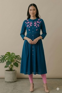 Vestido Maxi Rosa de Lino con Corte en A, Bordado Floral, Manga Corta, Corte Regular, Estilo Vintage Ecológico con Botones, para Fiesta de Verano, para Mujer - Product Image 3