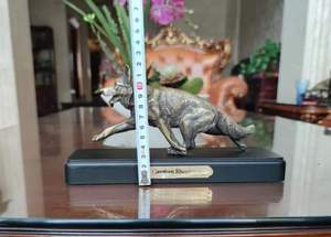Sculpture de Berger Allemand en Laiton Finition Bronze, Figurine Animale Faite à la Main, Design Traditionnel, Décoration de Table, Présentoir pour Salon - Product Image 6