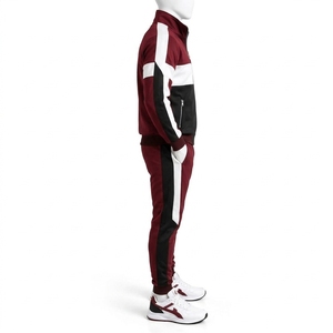 Materiales de primera calidad que ofrecen flexibilidad, durabilidad y un aspecto elegante para un chándal masculino activo y cómodo, diseñado con tecnología OEM. - Product Image 4