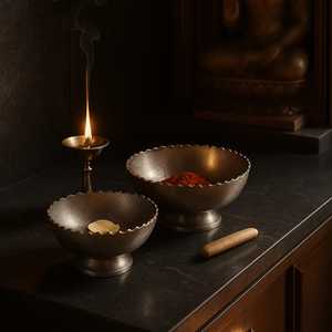 Bols en métal faits à la main, écologiques et durables, avec bord festonné, design Wabi-Sabi, pour servir avec style lors de mariages et offrir en cadeau - Product Image 4